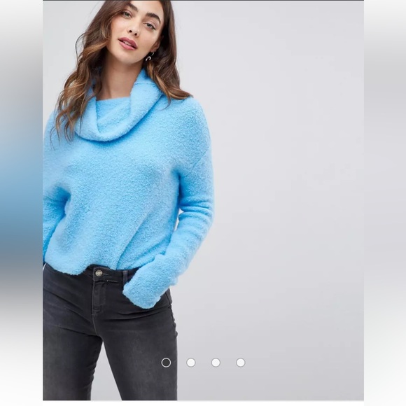 Free People Stormy Sweater size Small Petite (SP), blue 💙 - Picture 3 of 6